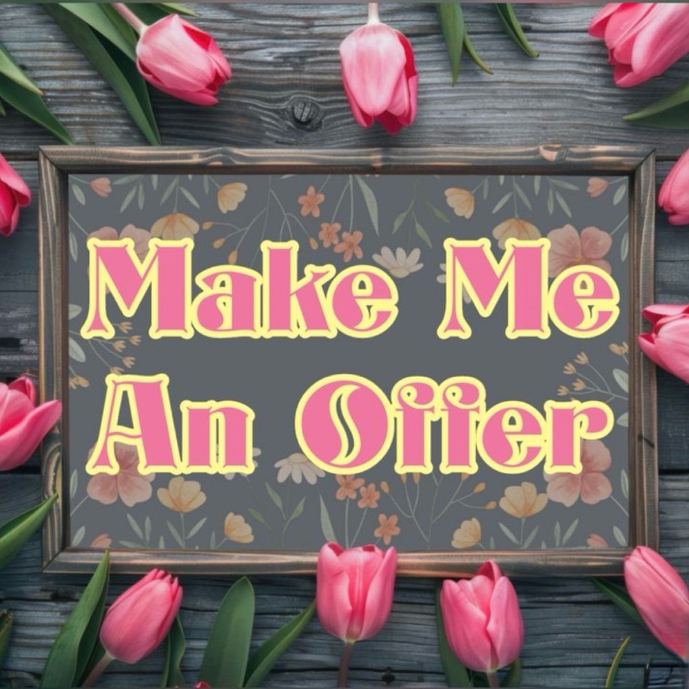 Reasonable offers accepted.🌷